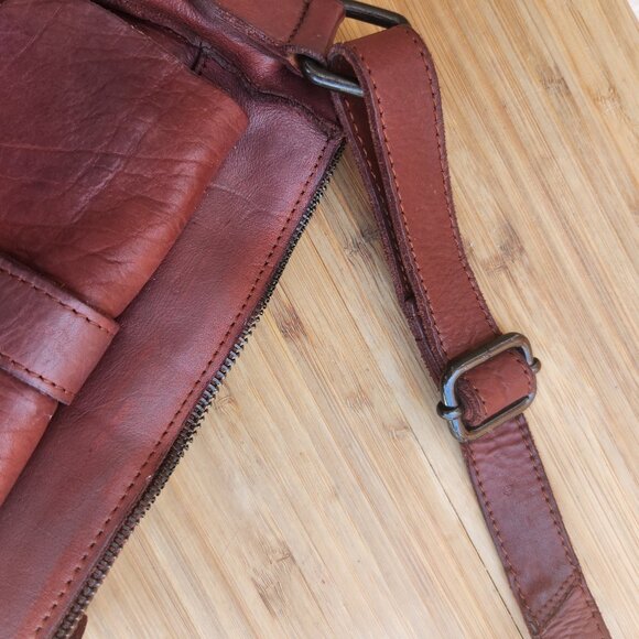Brown Leather Crossbody Bag - Picture 4 of 4